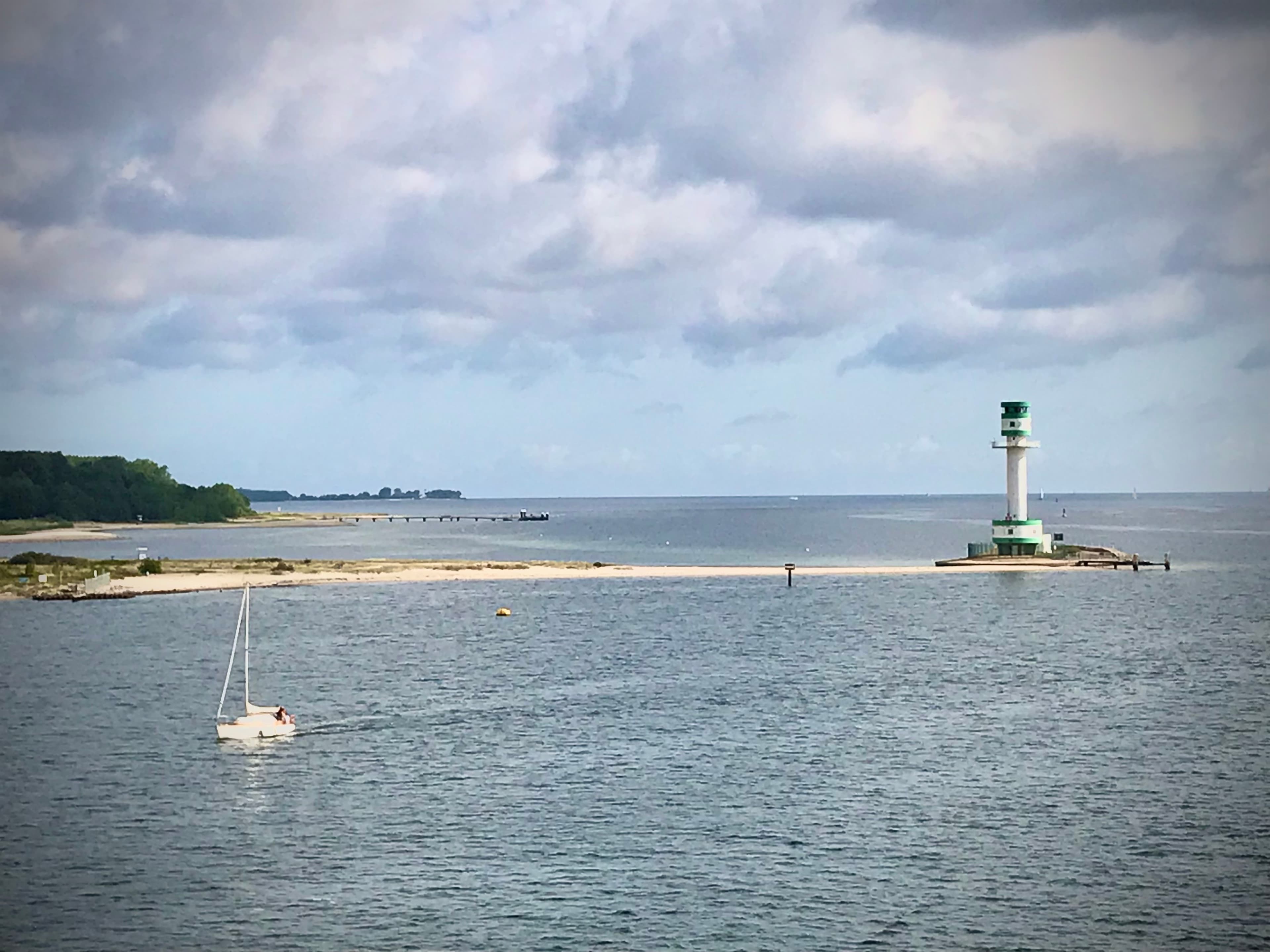 Leuchtturm in Kiel — Raum für Klarheit